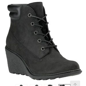 NWOT Timberland Womens Earthkeeper Boots